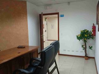 Foto 3 de RENTO CONSULTORIO MÉDICO CON O SIN MUEBLES 35 METROS