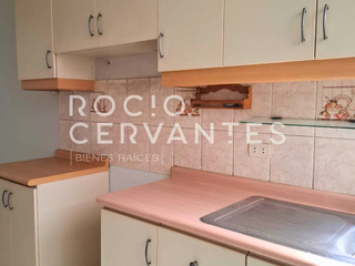 Foto 3 de ¡ALQUILO CASA de tres pisos cerca al Club Internacional!  S/ 3.500 soles