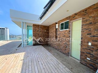 Foto 3 de Penthouse con Piscina en Venta