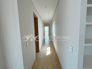 Foto 13 de Penthouse con Piscina en Venta