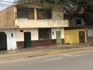 Foto 3 de Venta de Casa Como Terreno en Chicama – Ubicación Estratégica