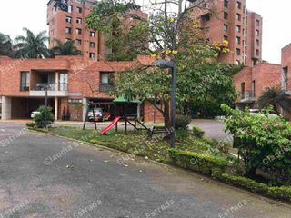 Foto 5 de CASA PARA LA VENTA
