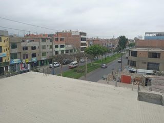 Foto 3 de VENDO CENTRICO EDIFICO COMERCIAL CON 05 LOCALES FRENTE A LA AV PACASMAYO