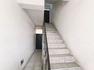 Foto 13 de Vendo Amplia Casa En Av. Canto Grande Cerca Al Hospital De Sjl
