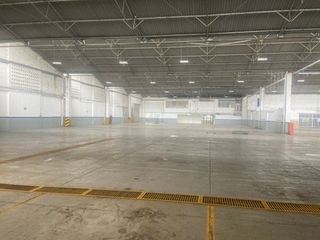 Foto 13 de ALQUILO LOCAL COMERCIAL 4692 M2 JORGE ISAACS