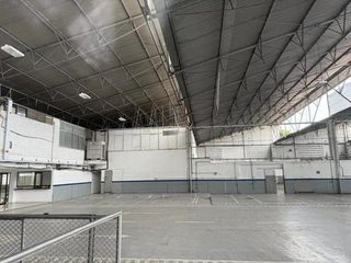 Foto 4 de ALQUILO LOCAL COMERCIAL 4692 M2 JORGE ISAACS