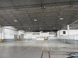 Foto 6 de ALQUILO LOCAL COMERCIAL 4692 M2 JORGE ISAACS