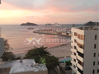 Foto 1 de Apartamento en venta con vista al mar