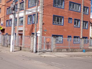 Foto 5 de EXCELENTE OPORTUNIDAD DE NEGOCIO EDIFICIO EDUCACION  U OFICINAS.