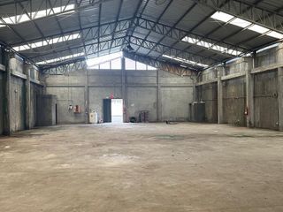 Foto 1 de Alquiler de bodega en Chongón