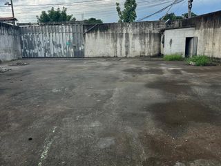 Foto 6 de Alquiler de bodega en Chongón
