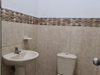Foto 16 de ALQUILO LOCAL COMERCIAL 200 M2  PRADOIS DEL NORTE