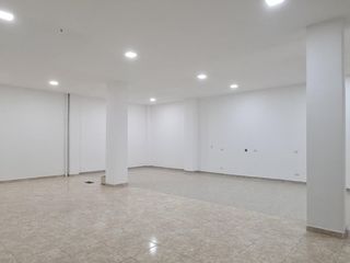 Foto 10 de ALQUILO LOCAL COMERCIAL 200 M2  PRADOIS DEL NORTE