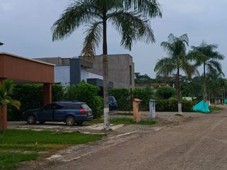 Foto 9 de Venta de Casa Campestre en Villavicencio, Meta, AMARILLO