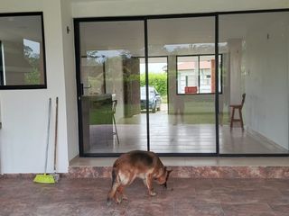 Foto 12 de Venta de Casa Campestre en Villavicencio, Meta, AMARILLO