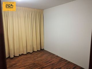 Foto 8 de SE ALQUILA ACOGEDOR DEPARTAMENTO FRENTE A PARQUE