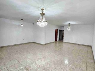 Foto 4 de EN VENTA DEPARTAMENTO PLANTA BAJA -  URDESA CENTRAL - BÁLSAMOS Y V.E ESTRADA