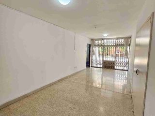 Foto 7 de EN VENTA DEPARTAMENTO PLANTA BAJA -  URDESA CENTRAL - BÁLSAMOS Y V.E ESTRADA