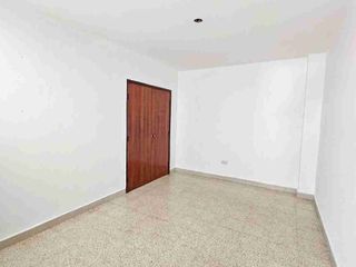 Foto 8 de EN VENTA DEPARTAMENTO PLANTA BAJA -  URDESA CENTRAL - BÁLSAMOS Y V.E ESTRADA
