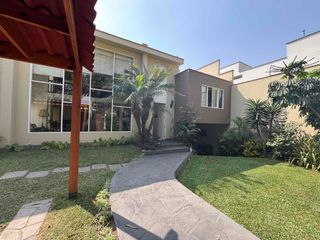 Foto 1 de venta linda casa La Estancia Oeste,La Molina