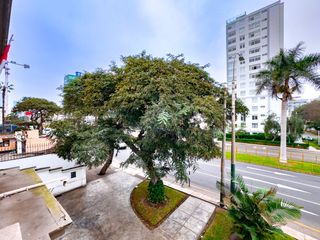 Foto 14 de ALQUILO AMPLIA OFICINA DE 350 m² EN SAN ISIDRO – UBICACIÓN ESTRATÉGICA EN JAVIER PRADO OESTE 390