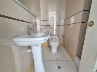 Foto 15 de VENTA DE DEPARTAMENTO EN SEXTO PISO AL FRENTE DE LA UNIVERSIDAD SIPAN