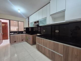 Foto 1 de ALQUILER DE DEPARTAMENTO EN SEGUNDO PISO EN URB. LATINA DE CHICLAYO