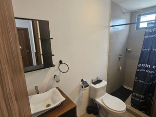 Foto 20 de En Venta Casa de 4 Dorm. en Urbanización Uxmal - Manta