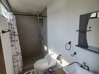 Foto 19 de En Venta Casa de 4 Dorm. en Urbanización Uxmal - Manta