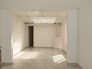 Foto 11 de VENDO CASA EN LISBOA