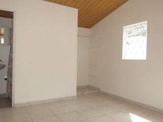 Foto 13 de VENDO CASA EN LISBOA