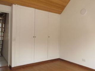 Foto 21 de VENDO CASA EN LISBOA