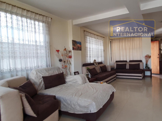 Foto 2 de Venta de casa en Huachi Chico