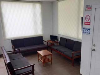Foto 3 de de renta casa con piscina para iglesia institutos  u oficinas o vivienda y negocio