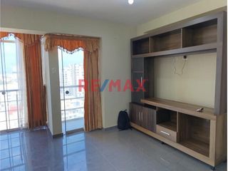 Foto 10 de Alquilo Hermoso Departamento Piso 10, Seguridad 24/7, En Urb. San Andres 1R Etapa, Charun Cuadra 2, Frente A Parque S/. 2,400 Soles Area 123.20Mts2