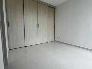 Foto 9 de Alquilo Apartamento en la Condina
