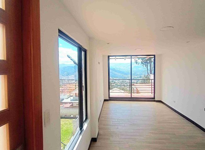 Apartamento en venta en Conocoto - Więcej