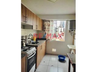 Foto 3 de Se Vende Lindo Departamento + Cochera, Vive En La Mejor Zona Santa Beatriz - Lima