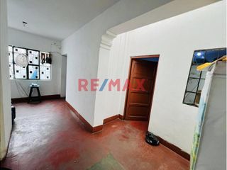 Foto 15 de Bajo De Precio‼️Se Vende Casa De 2 Pisos Como Terreno – Cerca A Malvinas