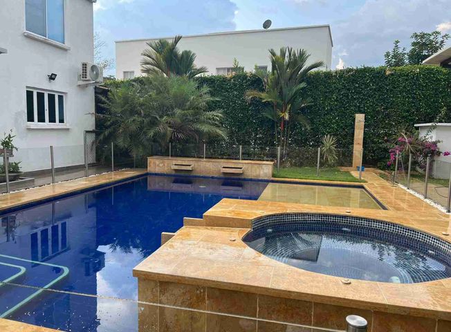 Casa en arriendo en Cali en La Viga