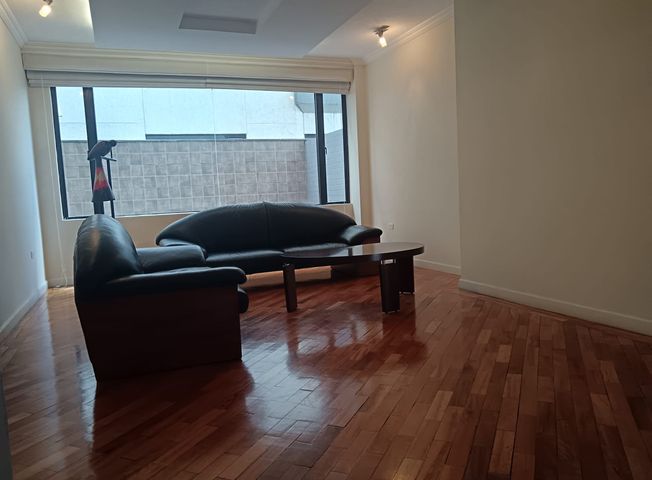 Apartamento en venta en Quito Tenis - Więcej