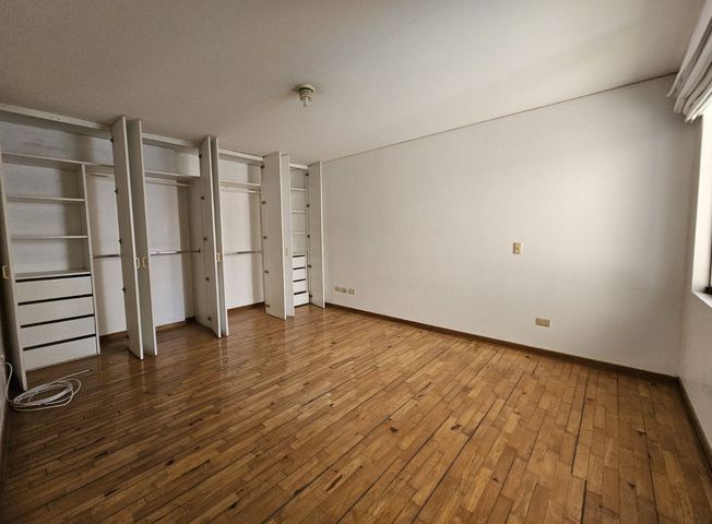 Departamento en Venta en Santiago de Surco - Mehr