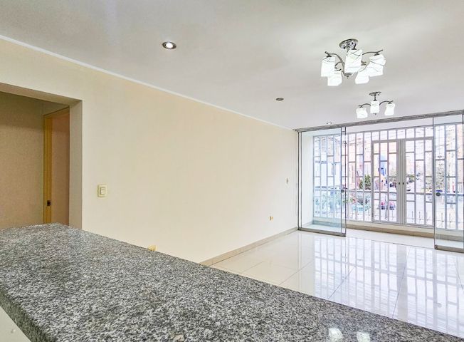 Departamento en Venta en Comas - Mehr