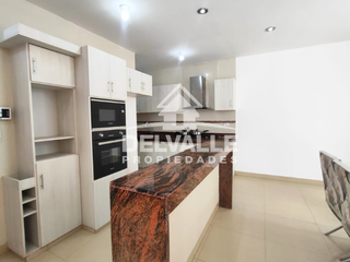 Foto 8 de SE VENDE LINDA CASA DE OCASION EN MIRAFLORES COUNTRY CLUB