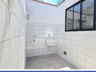 Foto 8 de SE VENDE BONITA CASA DE 1 PISO EN | Urb. BOULEVARD PARK PLAZA - PIURA