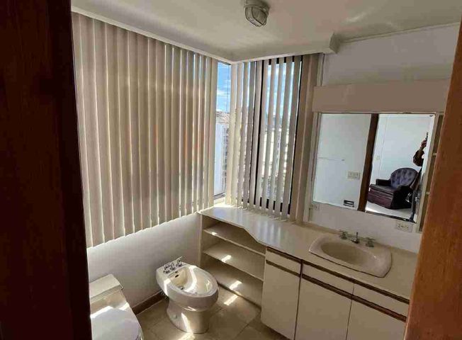 Apartamento en venta en Gonzalez Suarez - Mehr