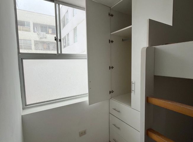 Departamento en Venta en Breña - More