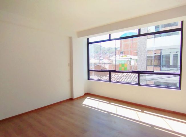 Departamento en Venta en Wanchaq - Więcej