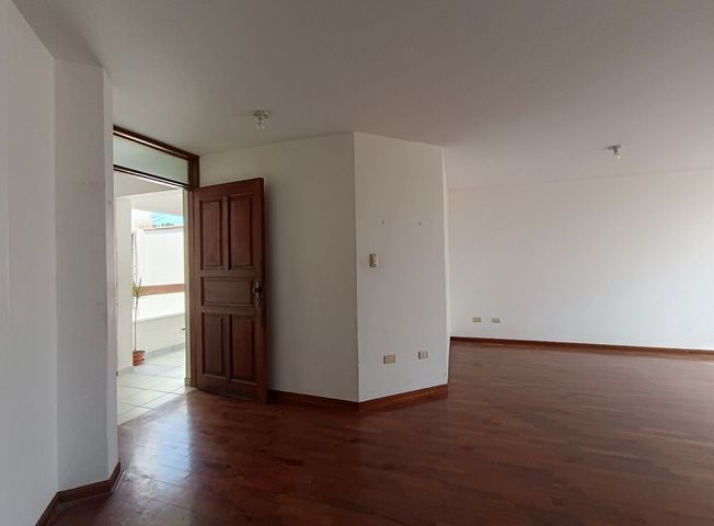Departamento en Venta en Santiago de Surco - Ansicht 5