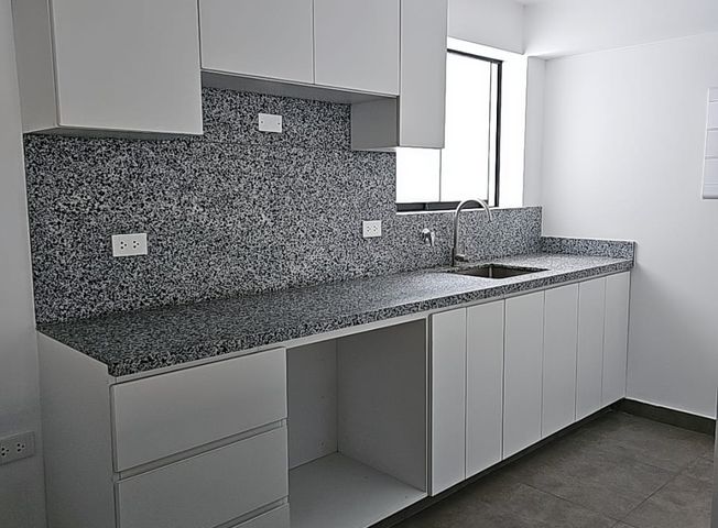 Departamento en Venta en Santiago de Surco - Widok 6